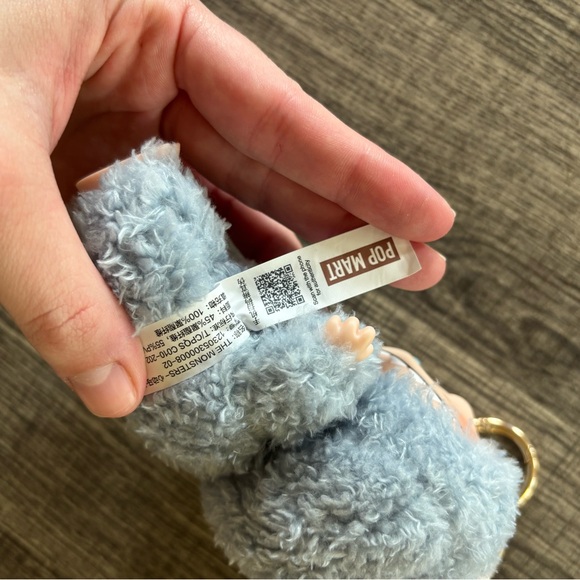 Labubu keychain - Picture 4 of 4